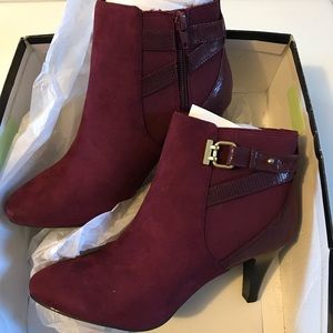 Valerie Stevens Burgundy Ankle Boots
